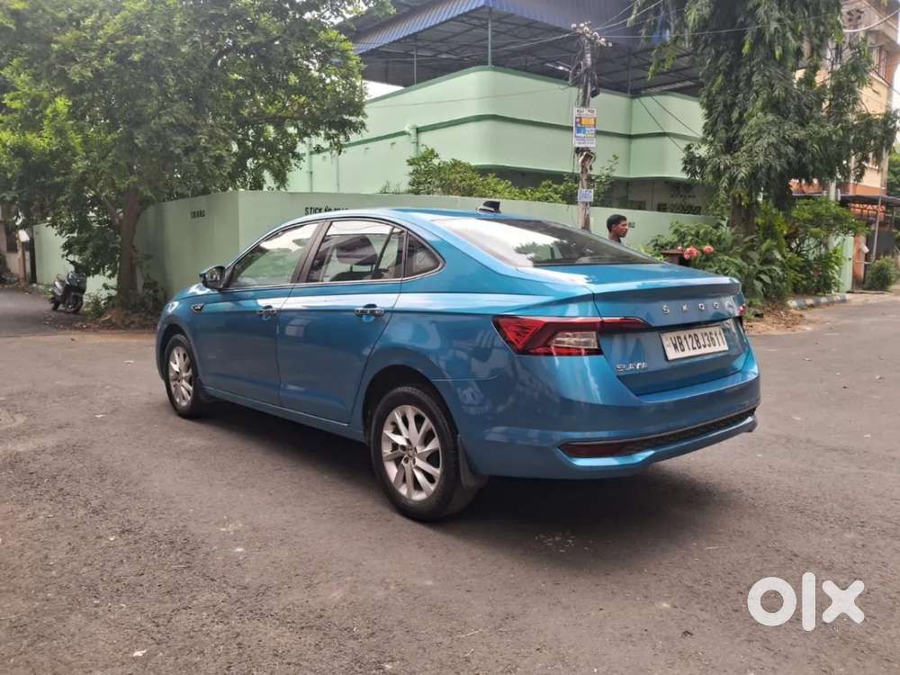 Skoda Slavia Ambition 1.0l Tsi At, 2022, Petrol