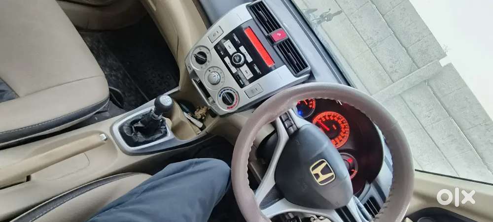 Honda City V Mt 2011