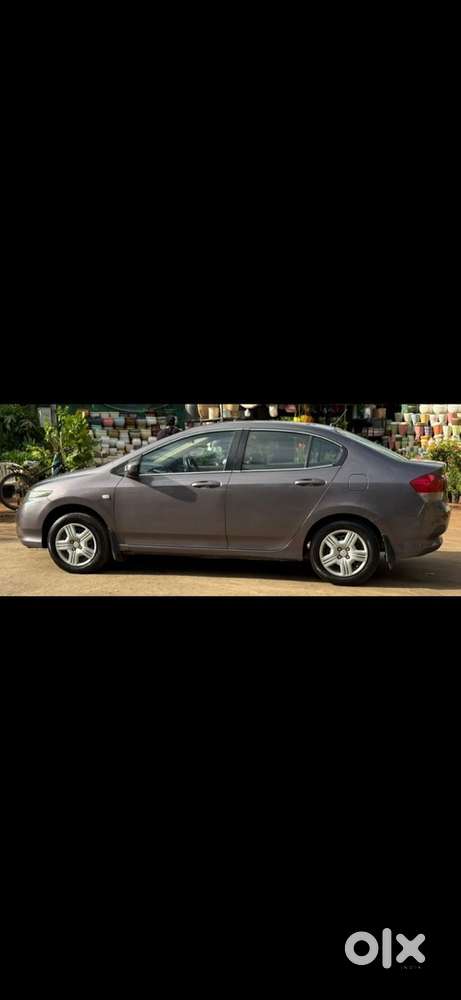 Honda City 2011 Cng & Hybrids 93000 Km Driven