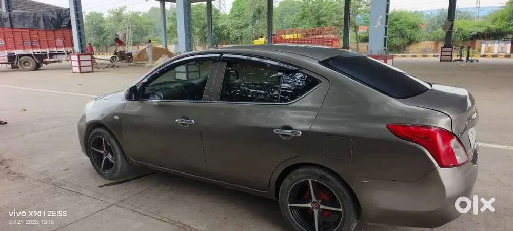 Nissan Sunny 2012 Petrol 85000 Km Driven