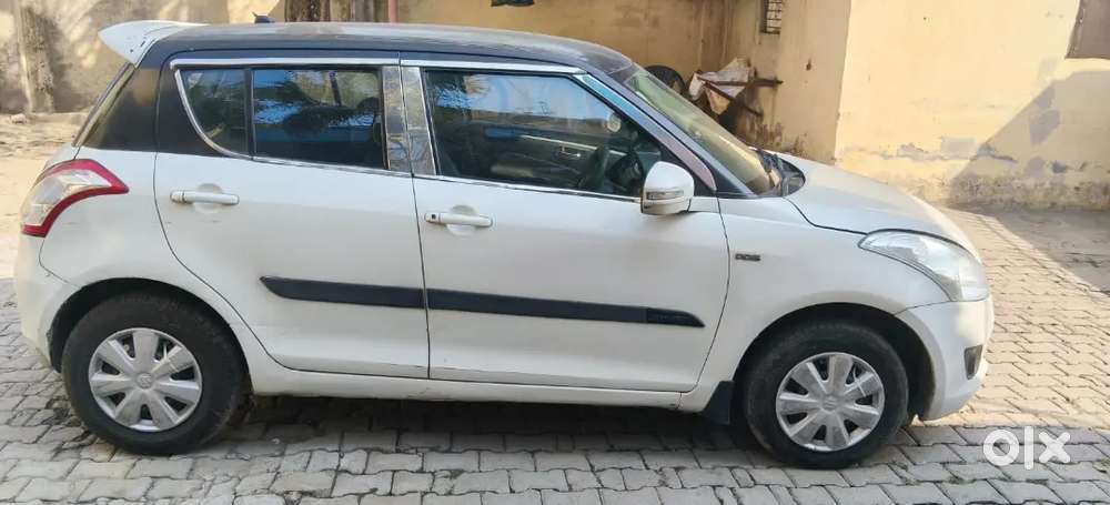 Maruti Suzuki Swift 2013 Diesel 121000 Km Driven