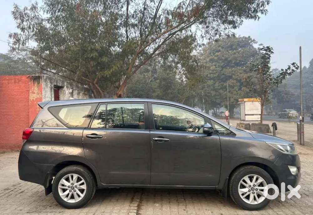 Toyota Innova Crysta 2019 Diesel 70000 Km Driven