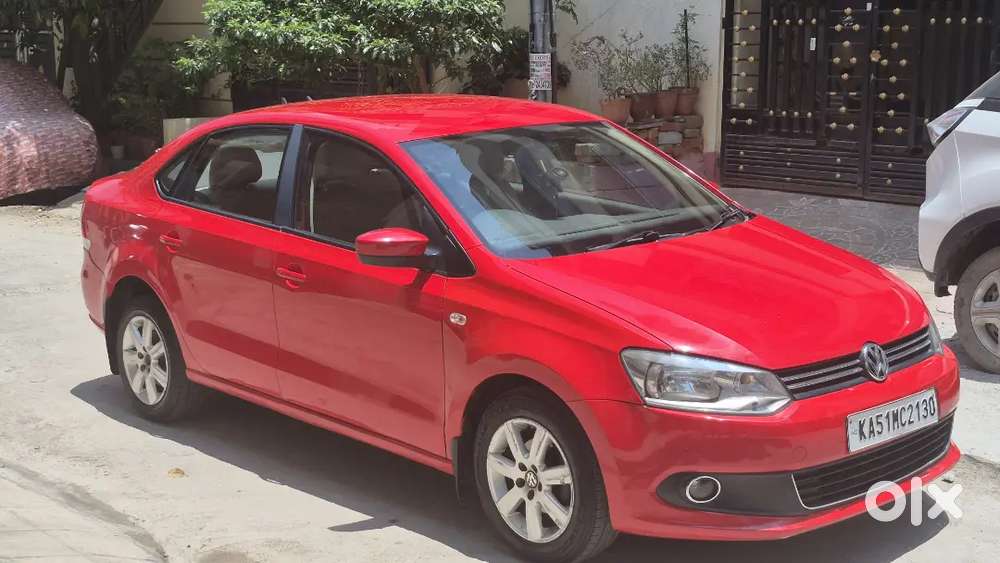 Volkswagen Vento 2012  1.6 Petrol Highline  Alloy Wheels