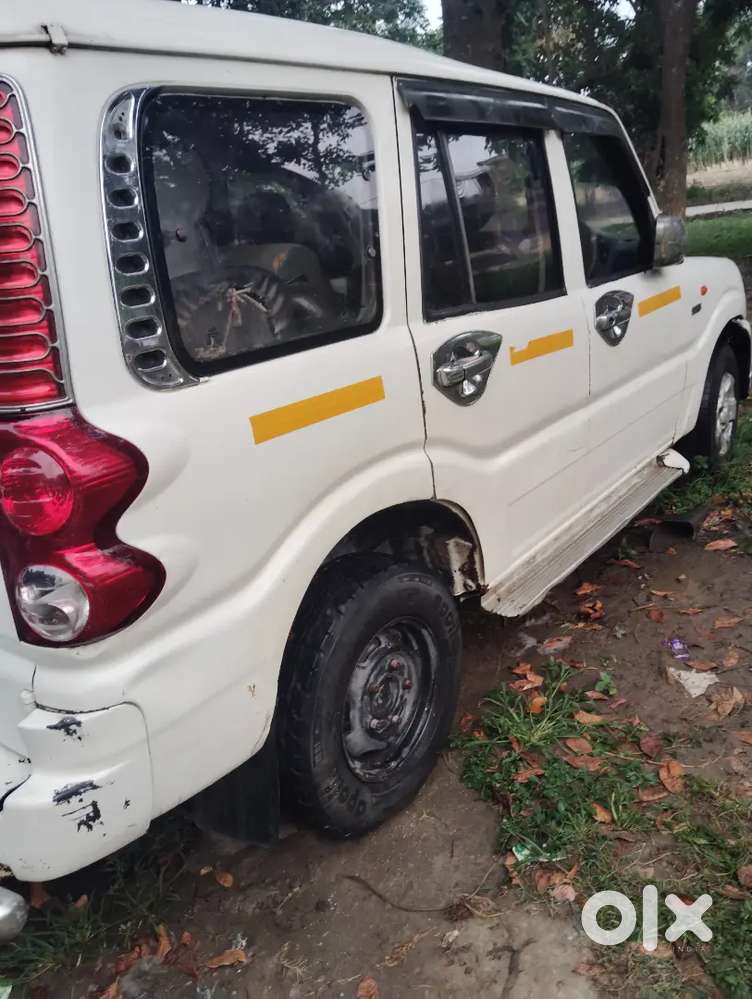 Mahindra Scorpio Classic 2012 Diesel 185000 Km Driven
