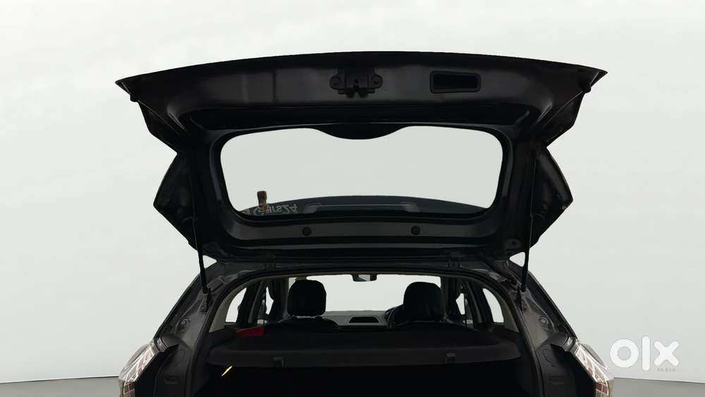Tata Nexon 1.2 Revotron Xm (s), 2023, Petrol