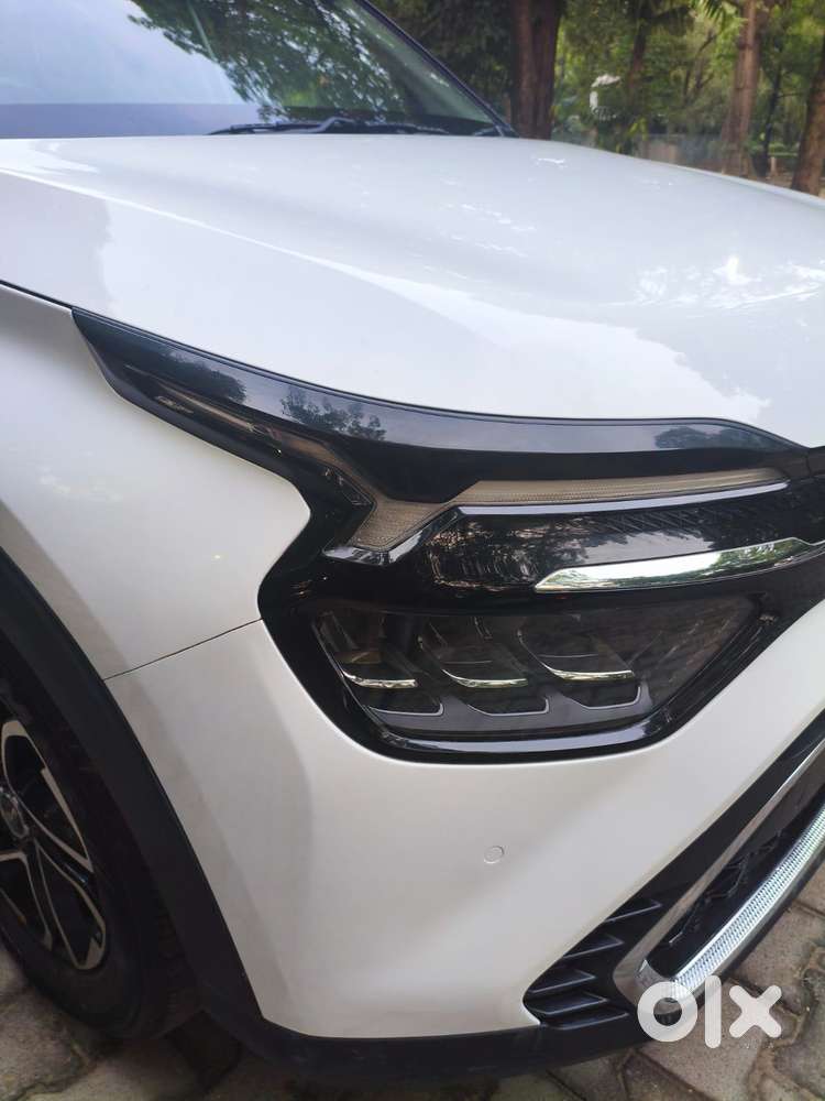 Kia Carens 1.5 Luxury Plus Turbo Dct 7 Str, 2023, Petrol