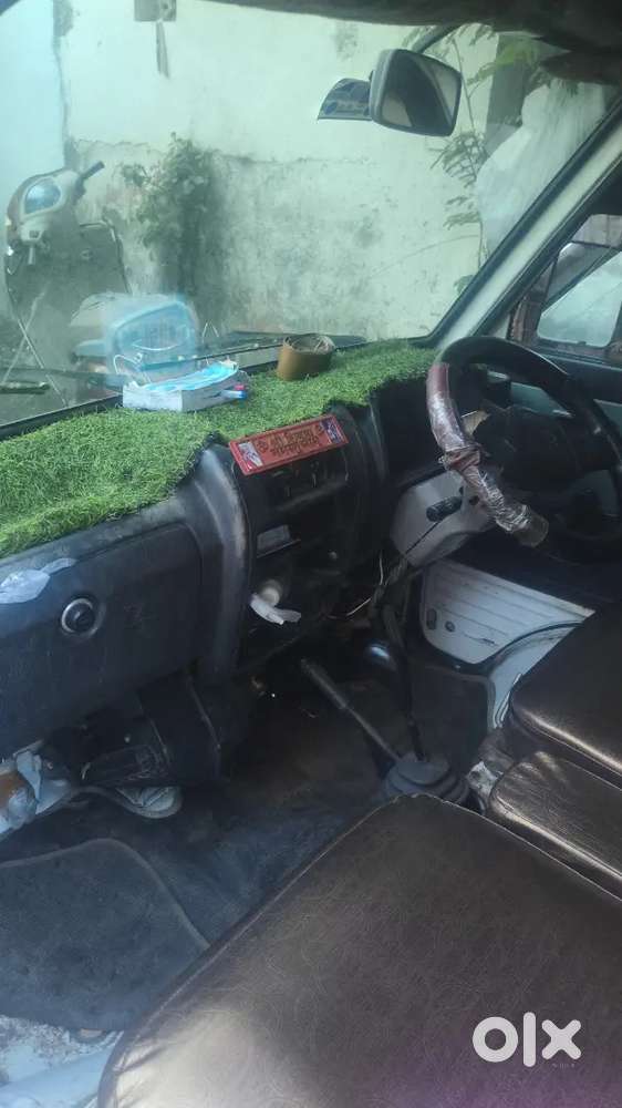 Maruti Suzuki Omni 2012