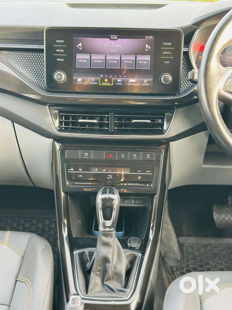 Skoda Kushaq 1.0 Tsi Style At, 2022, Petrol