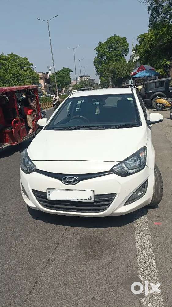 Hyundai I20 2013 Petrol Well Maintained