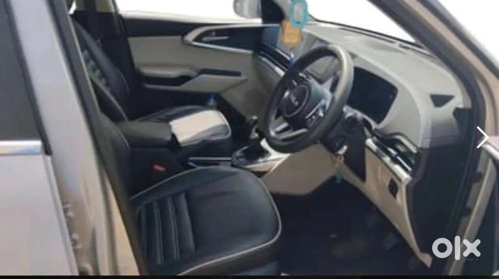Kia Carens 2023 Petrol 30450 Km Driven