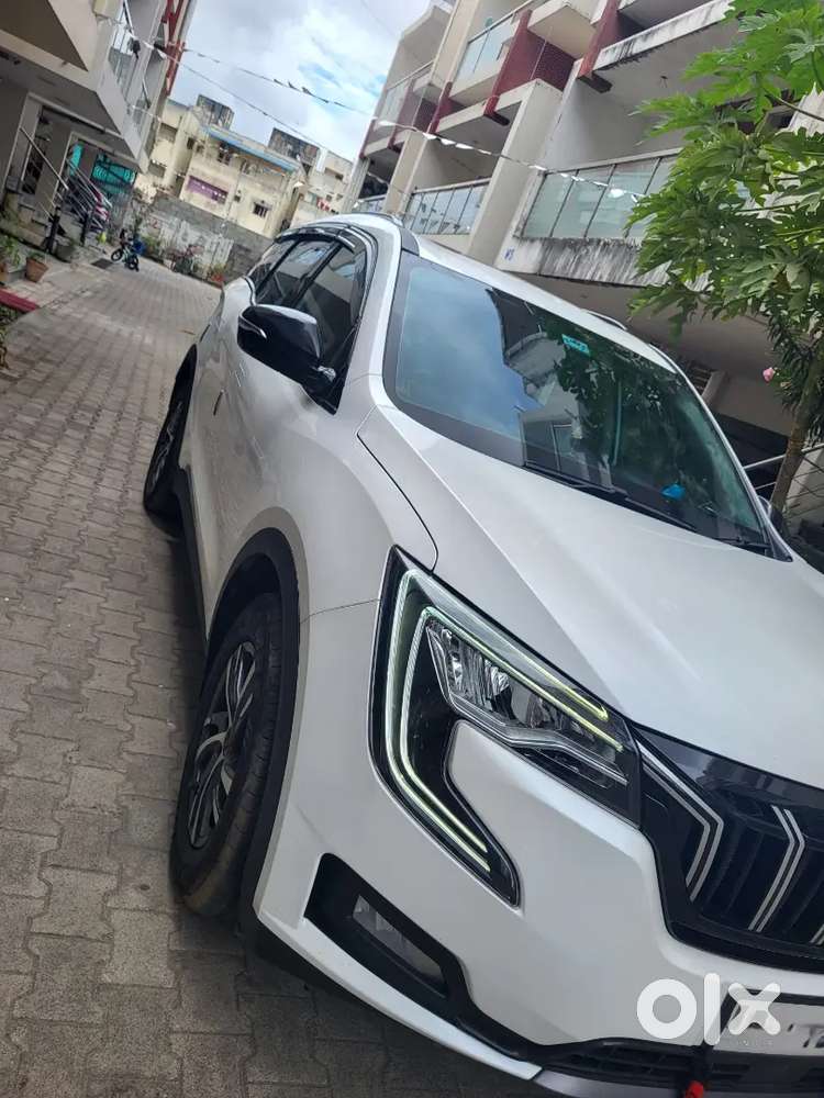 2025 Model_mahindra Xuv700 Diesel Mt_ With Ext.warranty, Cmpy Service
