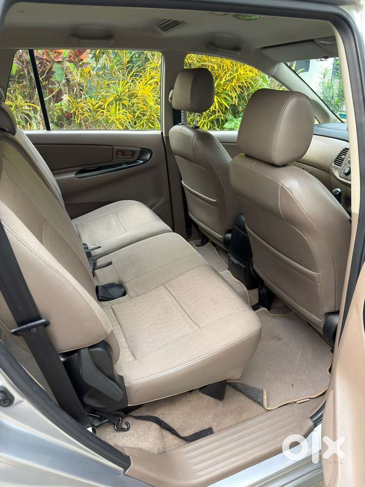 Toyota Innova 2015 Low Kilometres