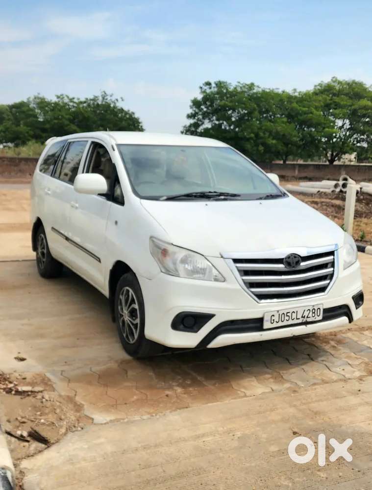 Toyota Innova 2009 Cng