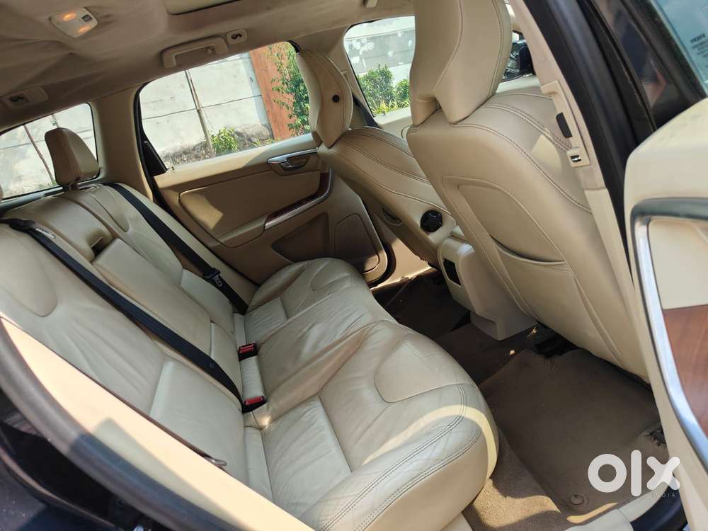 Volvo Xc60 2.4 D5 Awd At, 2015, Diesel