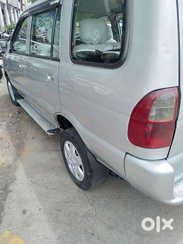 Chevrolet Tavera Neo 3 Lt- 9 Str Bs-iv, 2015, Diesel