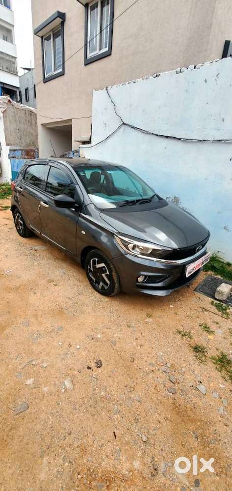 Tata Tiago 1.2 Revotron Xm, 2025, Petrol