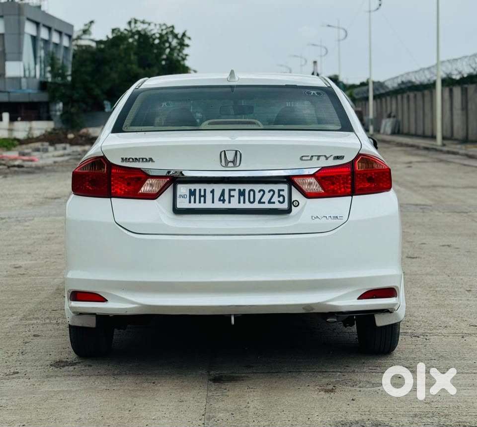 Honda City 1.5 V Cvt I-vtec Mt, 2016, Petrol