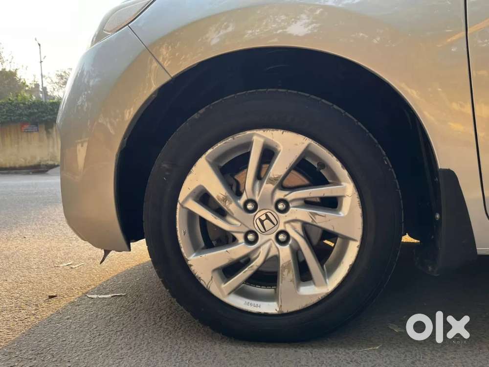 Honda Jazz V Cvt, 2015, Petrol