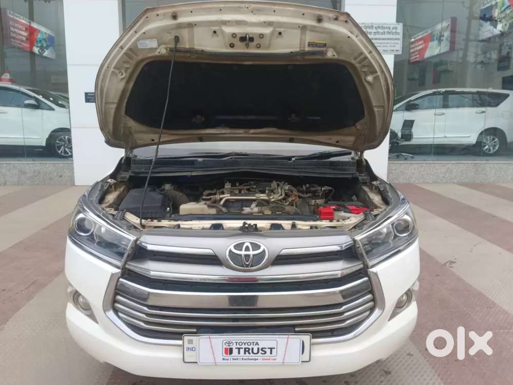 Toyota Innova Crysta 2.4 V 7 Str, 2017, Diesel