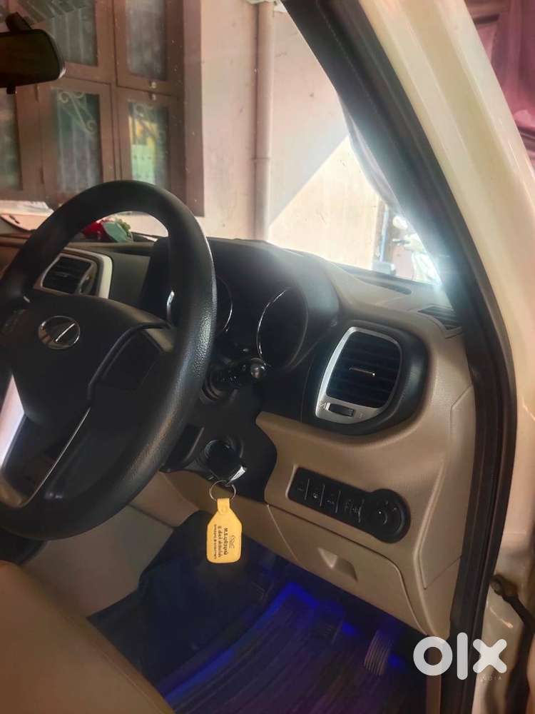 Mahindra Tuv300 Diesel  Well Maintained  Excellent Condition