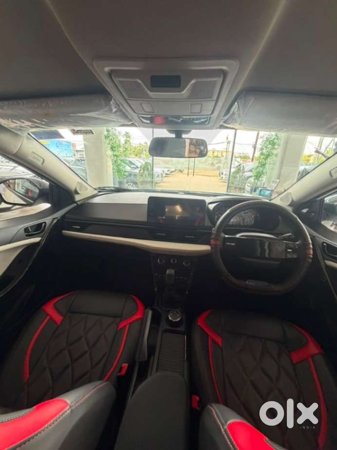 Tata Nexon Pure Plus (s) Petrol Amt, 2026, Petrol