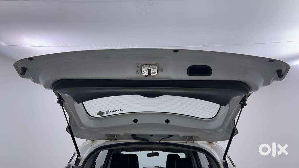 Maruti Suzuki Xl6 1.5 Zeta Mt, 2022, Petrol