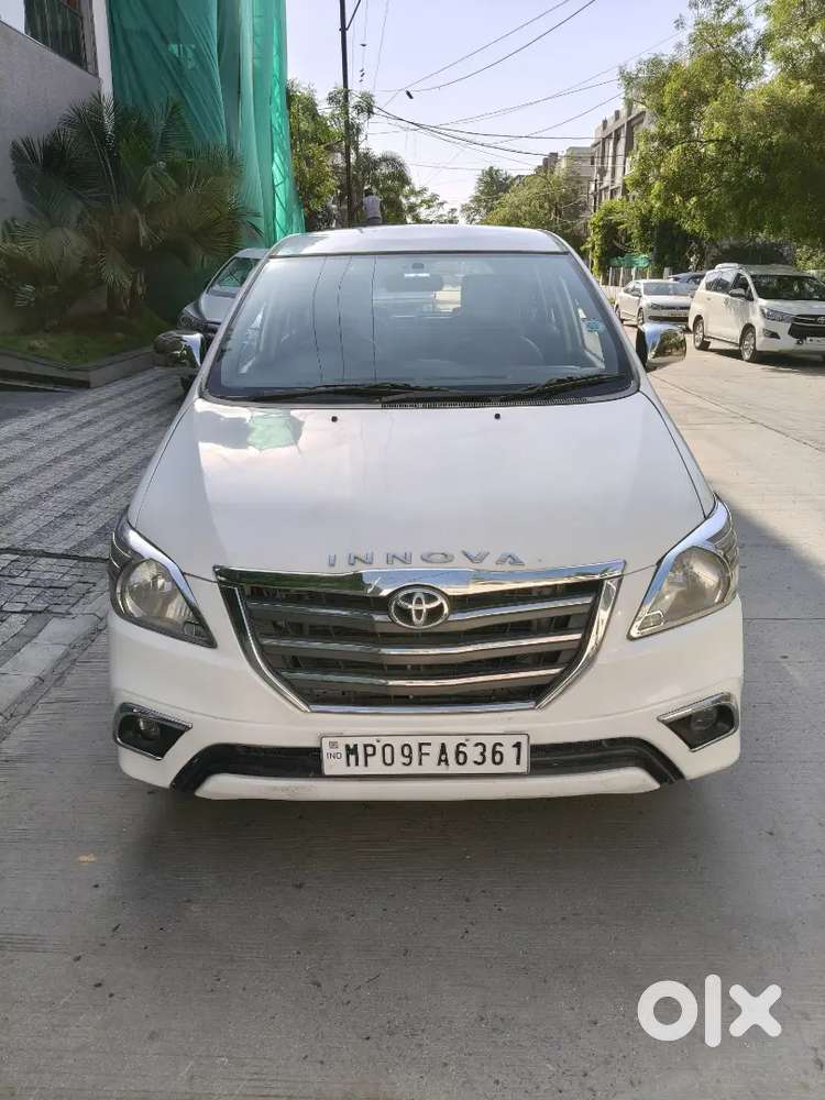 Toyota Innova 2.5 Gx 8 Seetar
