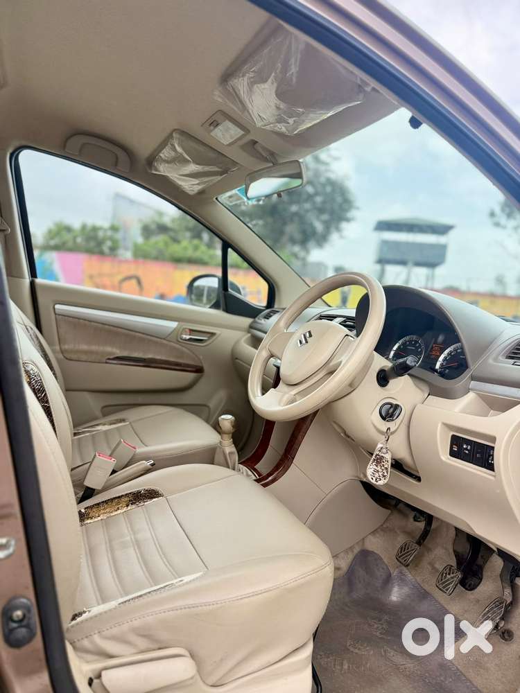 Maruti Suzuki Ertiga Vxi Abs Bs Iv, 2015, Cng & Hybrids