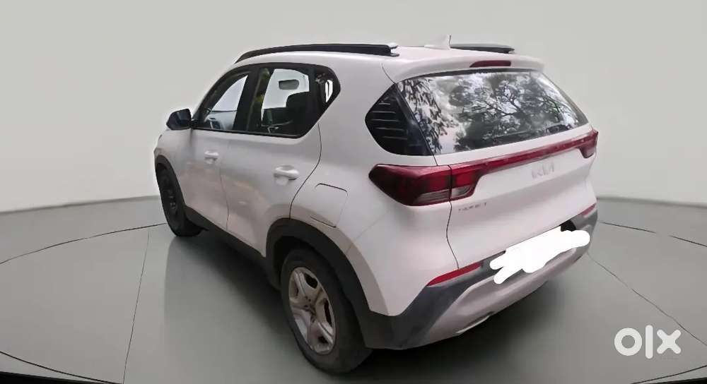 Kia Sonet 2023 Petrol Well Maintained