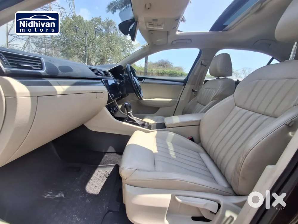 Skoda Superb [ ] 1.8 Style Tsi At, 2018, Petrol