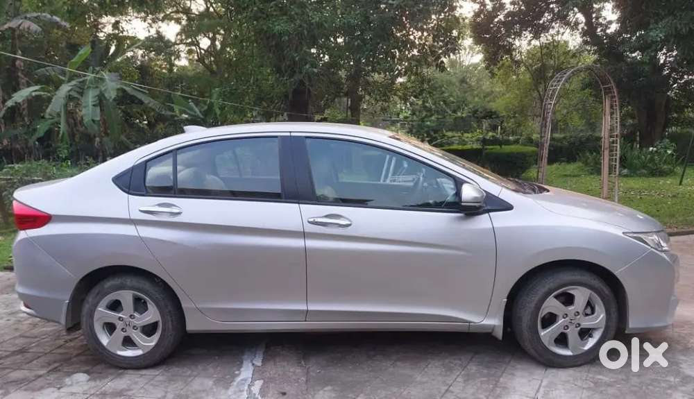 2016 Honda City Vx  Only 28,800 Kms  Excellent Condition  Like New