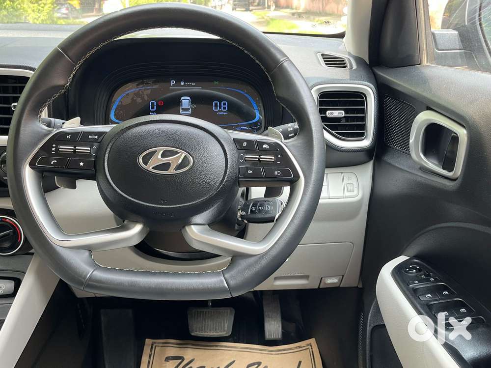 Hyundai Venue 1.0 S (o) Turbo Dct, 2023, Petrol