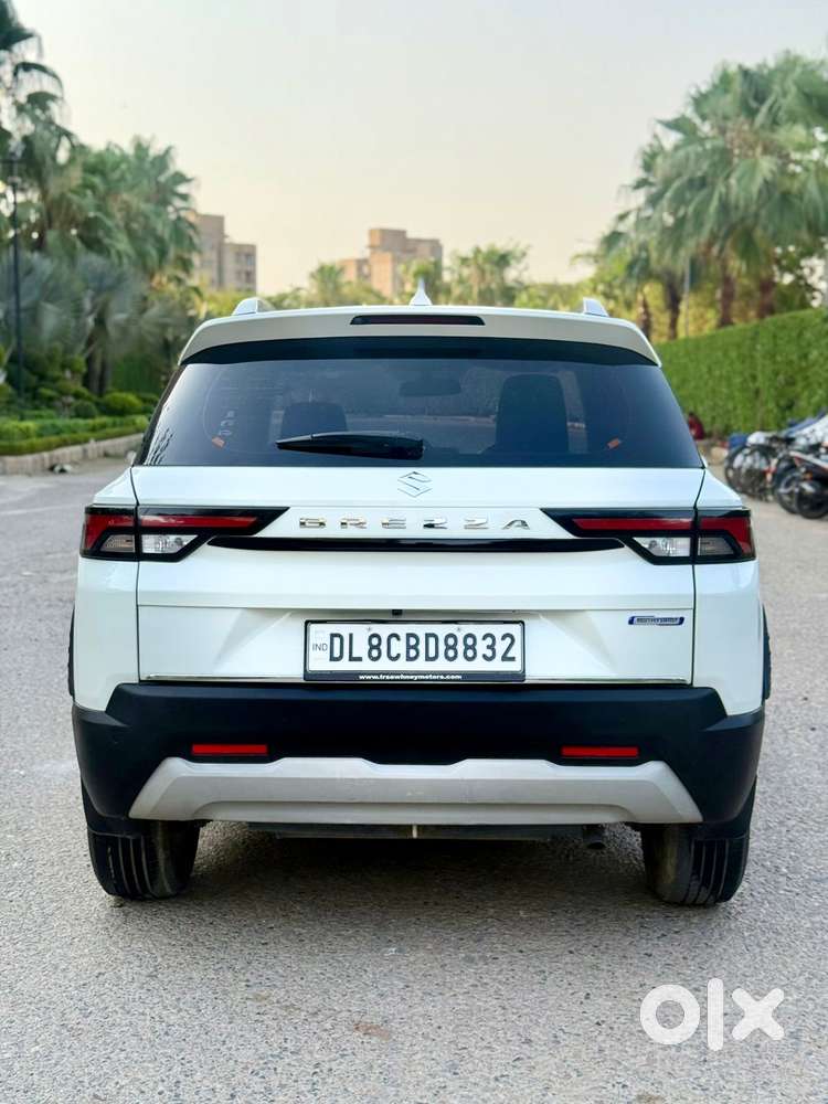 Maruti Suzuki Brezza 1.5 Zxi Smart Hybrid, 2022, Petrol