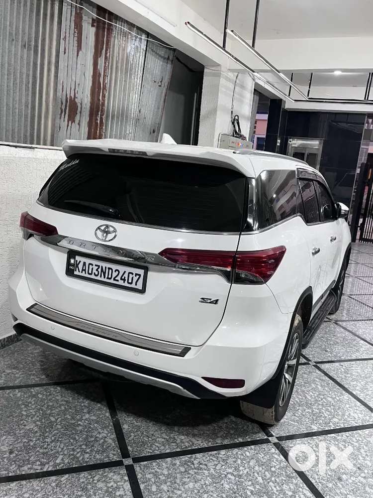 Toyota Fortuner Diesel At 4wd For Sale In Very Excellent Condition