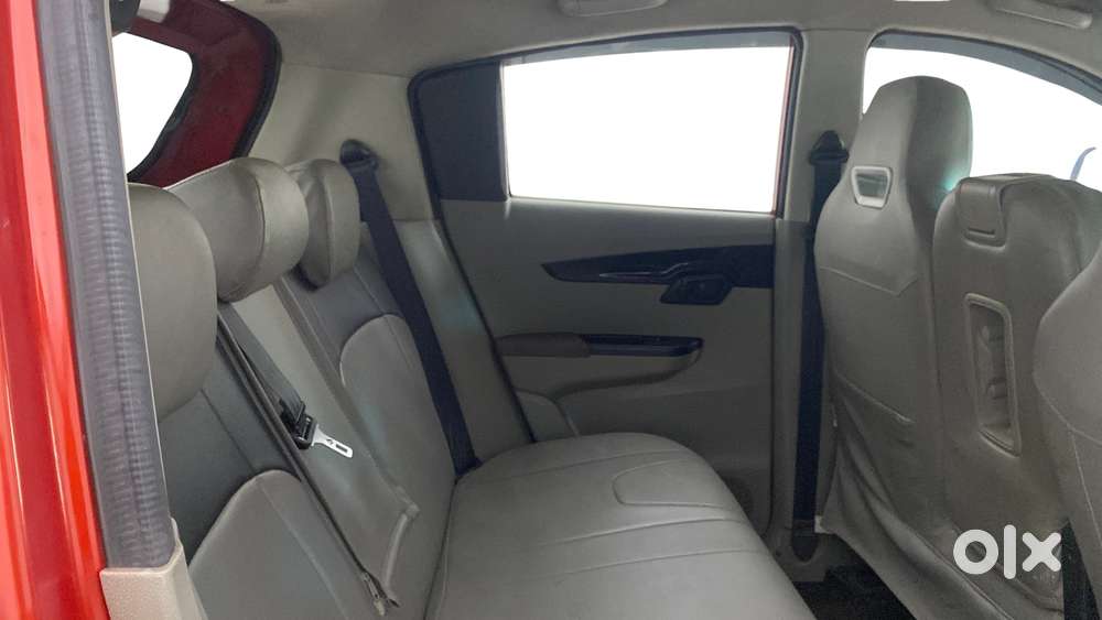 Mahindra Kuv 100 2016-2017 Mfalcon G80 K8, 2016, Petrol