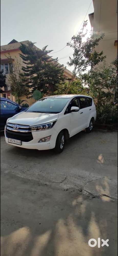 Toyota Innova Crysta 2016