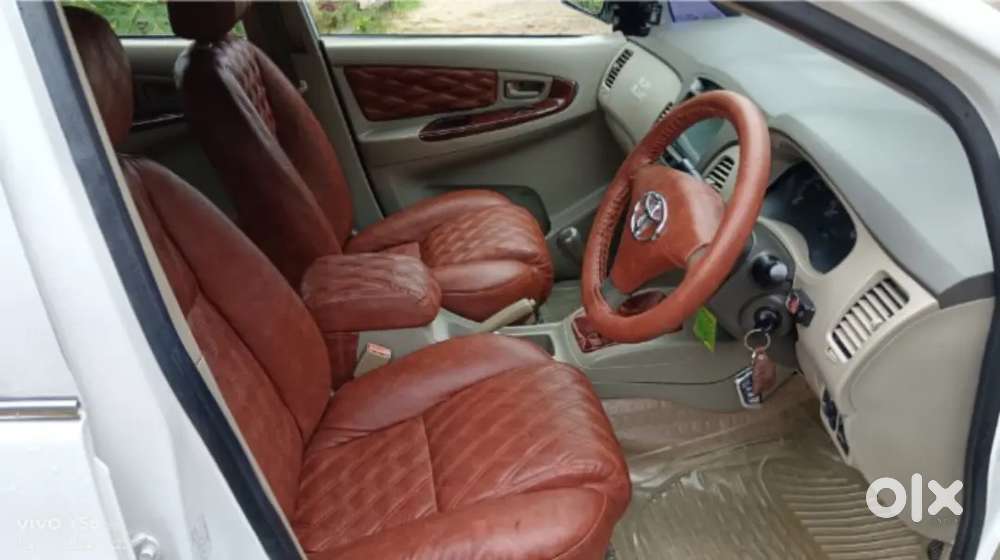 Toyota Innova 2.5 Gx 2010