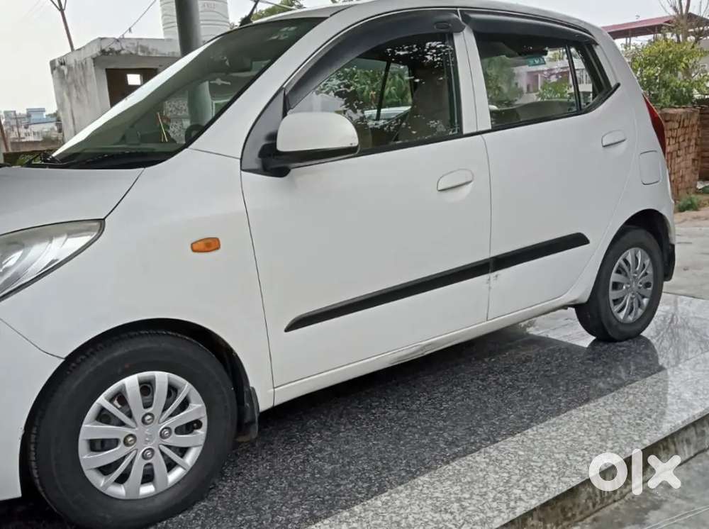 Hyundai I10 Sportz 2015
