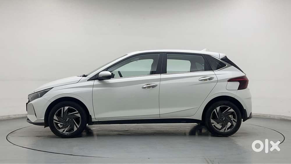 Hyundai New I20 1.2 Asta (o) Mt, 2023, Petrol