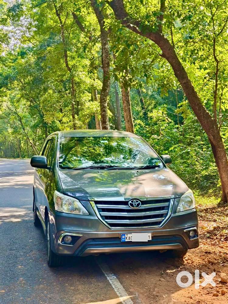 Toyota Innova Diesel 2012