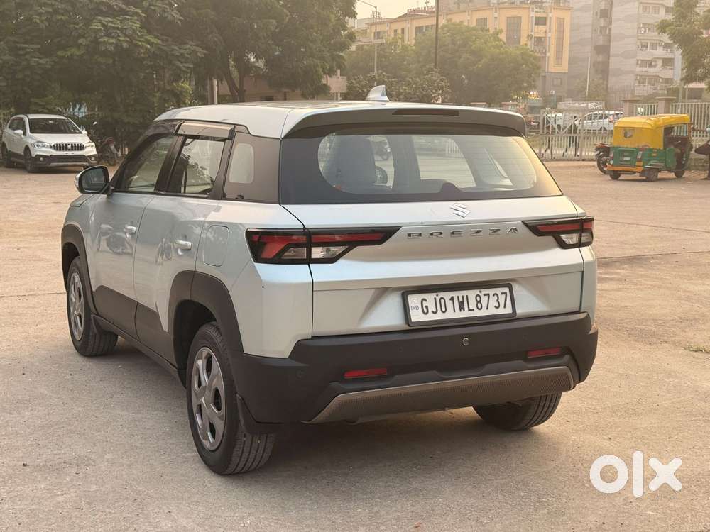 Maruti Suzuki Vitara Brezza 1.5 Vxi, 2023, Cng & Hybrids
