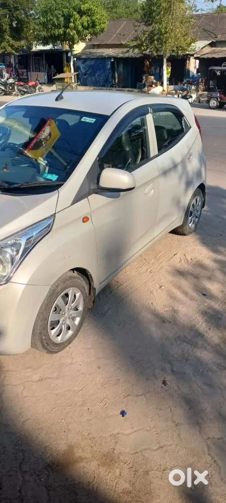 Hyundai Eon 2013 Petrol 67000 Km Driven