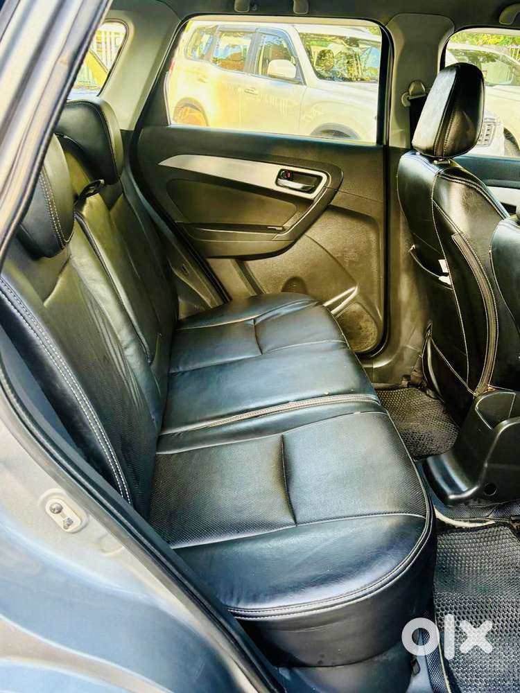 Maruti Suzuki Vitara Brezza Zdi+ Dual Tone Mt, 2016, Diesel