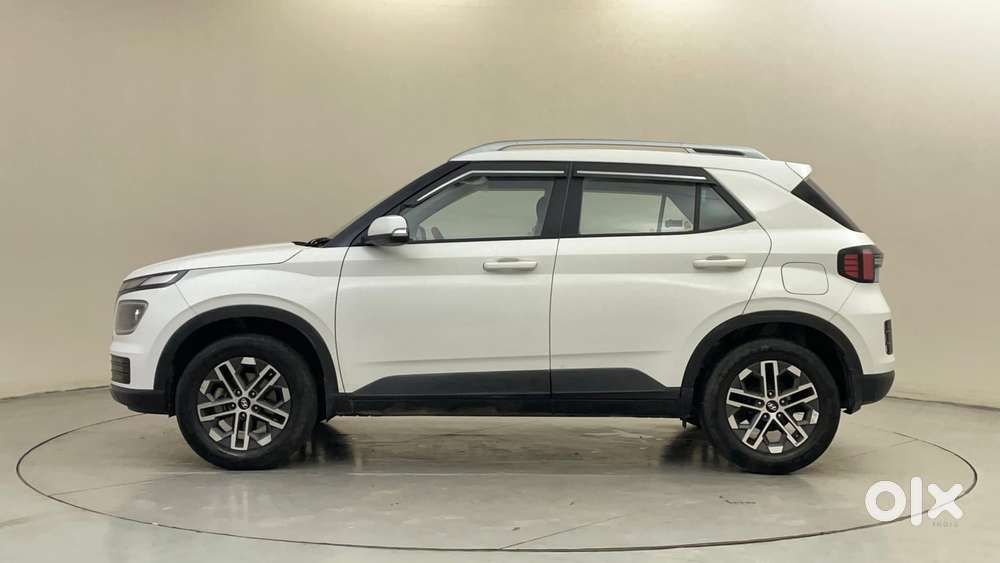 Hyundai Venue [2022-ongoing] 1.5 Crdi Sx, 2023, Diesel