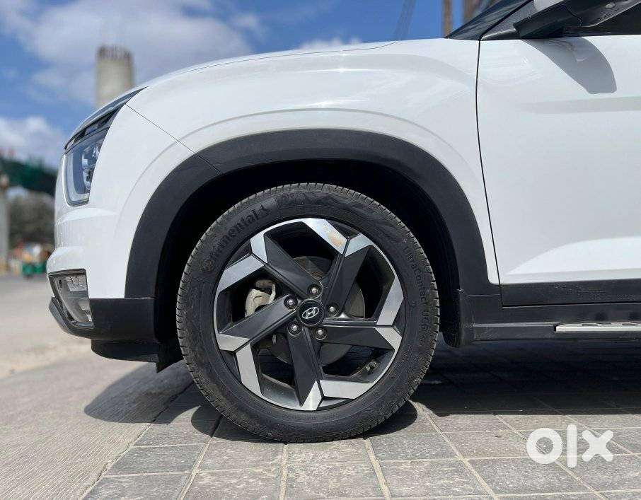 Hyundai Alcazar 2.0 Platinum (o) Petrol At 7 Str, 2022, Petrol