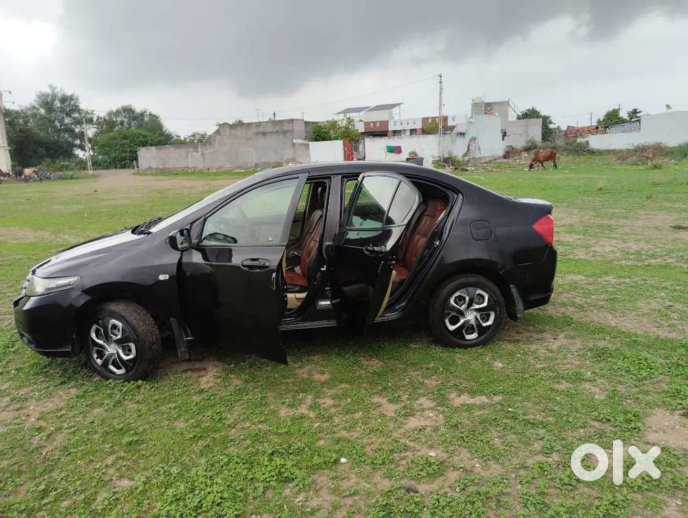 Honda City 1.5 V 2013