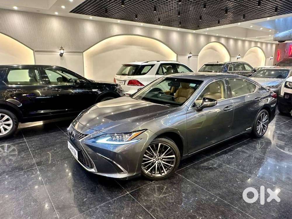 Lexus Es 300h Exquisite, 2022, Cng & Hybrids