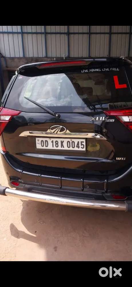 Mahindra Xuv500 2021 Diesel 28000 Km Driven W11 Top