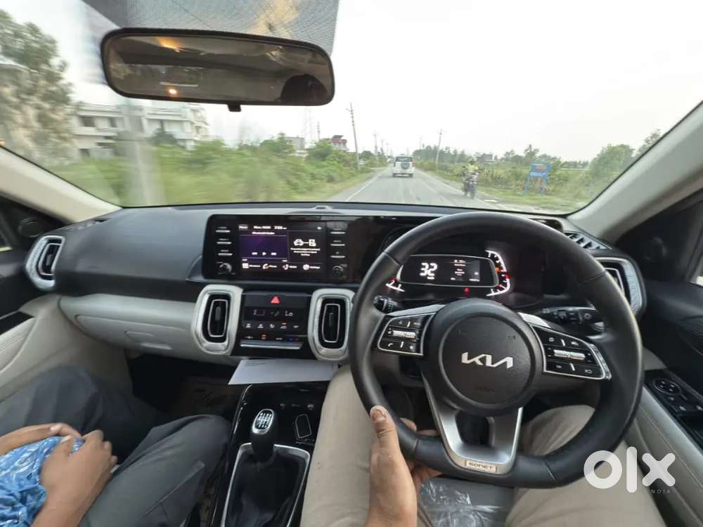 Kia Sonet 2024 Diesel 30000 Km Driven