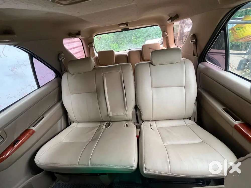 Toyota Fortuner Diesel 2012